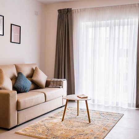 Modern Apartments In Malta'S Charming 모스타 외부 사진